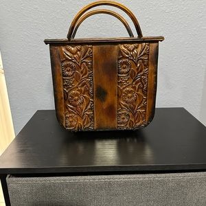 Decoration / home decor brown